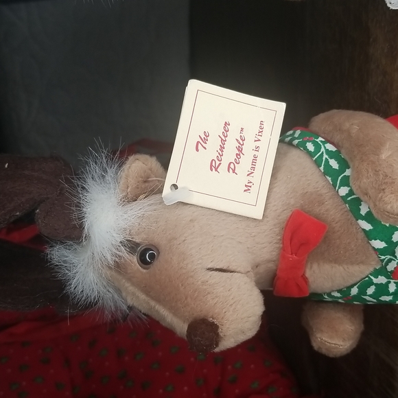 Vintage The Reindeer People Plush Set-Vixen&Victoria-Shelf/Mantle Sitters-9in. - Picture 5 of 7